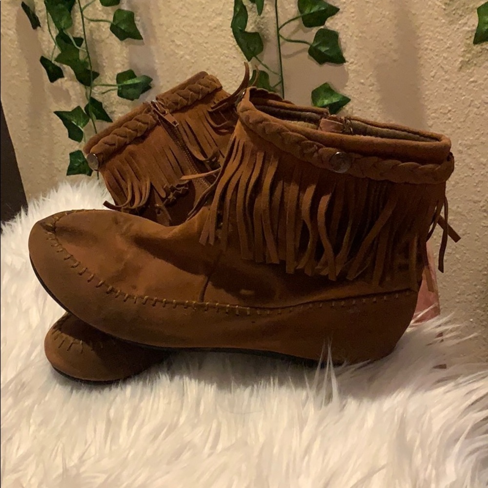 Moccasins-not Minnetonka but cauuuteeee ⭐️
